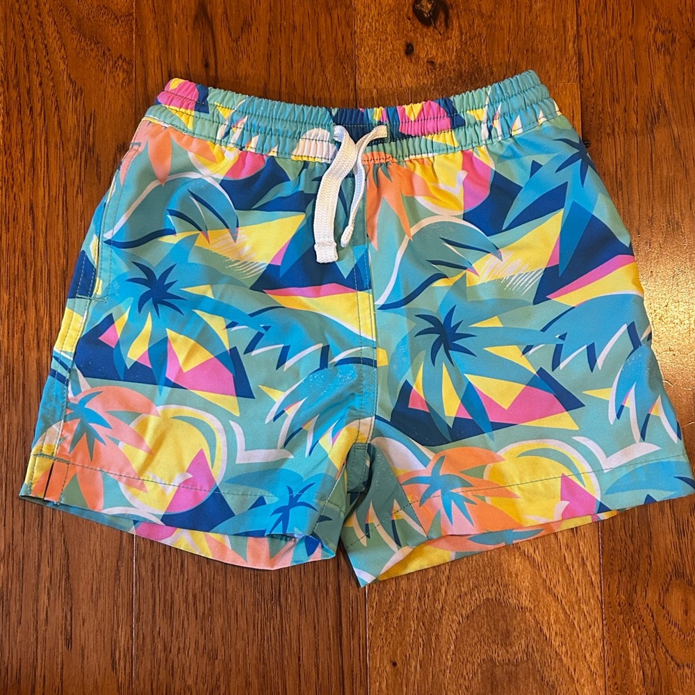 Chubbies Colorful Tropical Print Swim Shorts NWOT 3T
